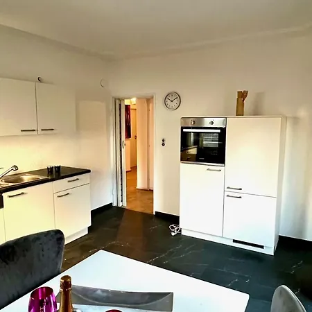 Alex Apartment *